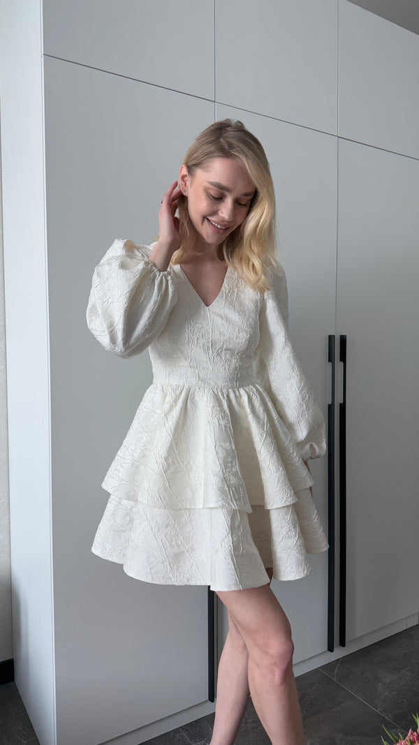 Klari dress jacquard with regilin white