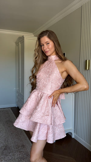 Mia dress jacquard with regilin pink
