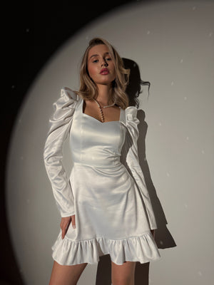 Dress Lola long-sleeved satin white